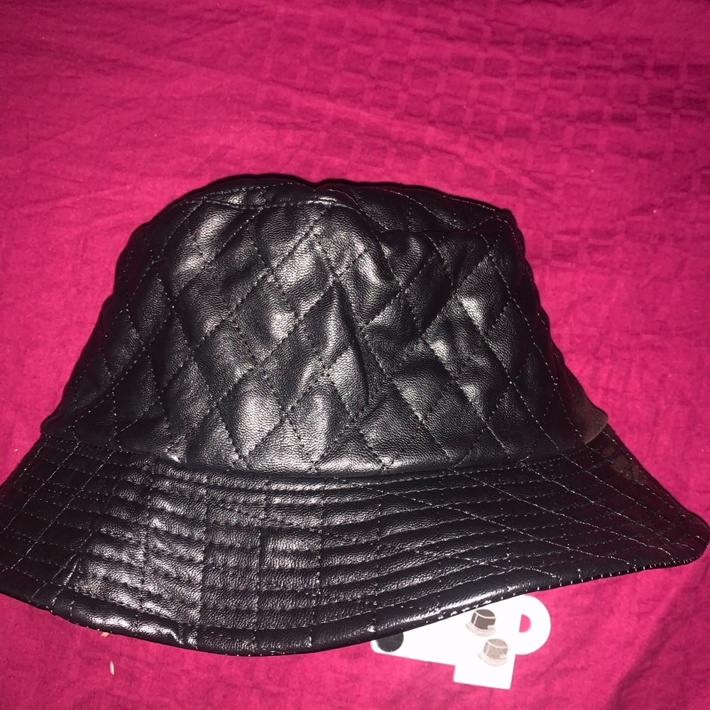 Chapeau réversible - Picture 2 of 3